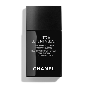 Chanel Ultra Le Teint Velvet Longue Tenue
